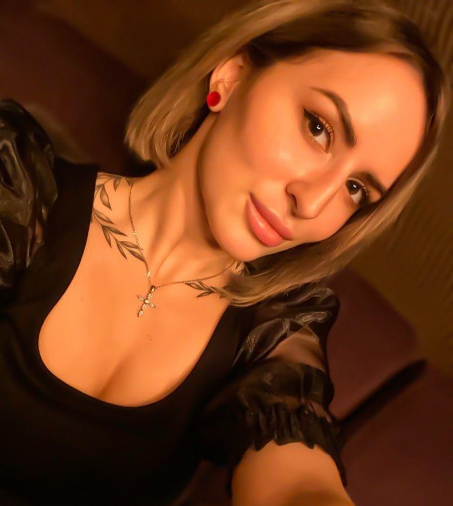 Индивидуалка Карина фото № 2 в городе Лобня