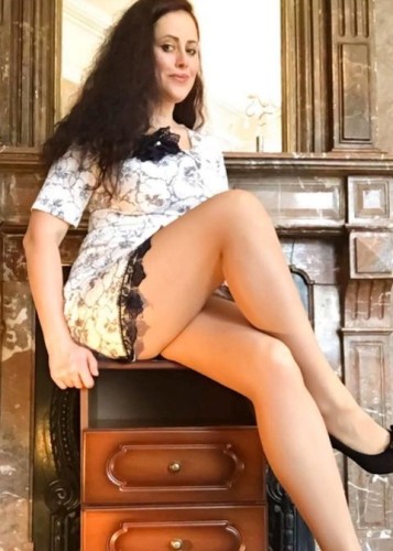 Елена, Г. Лобня