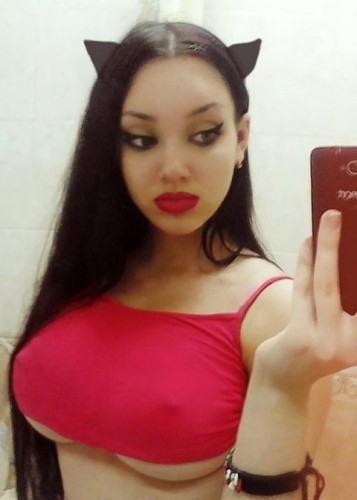 Кристина, Г. Лобня