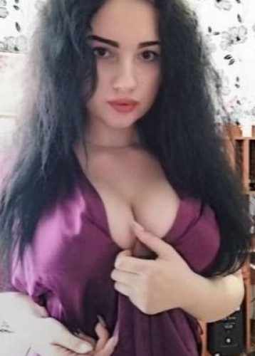 Юля, Г. Лобня