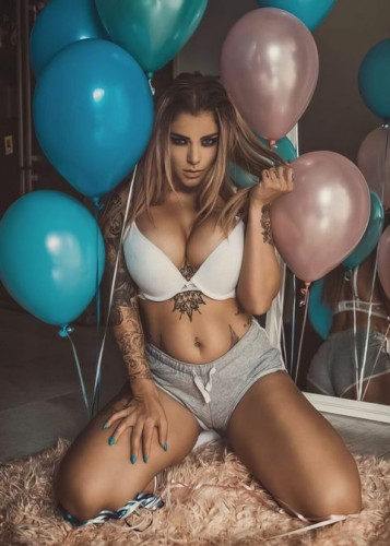 Диана, Г. Лобня